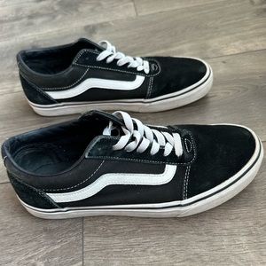 Vans, Black